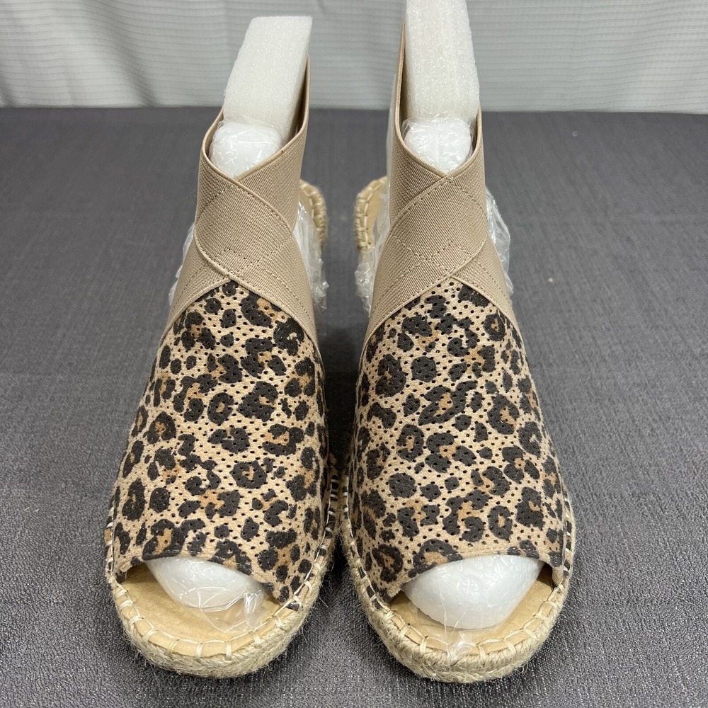 Vintage 7 Eight  Leopard Print Woven Wedge Ankle Strap‎ Size 7 M Women's Shoes